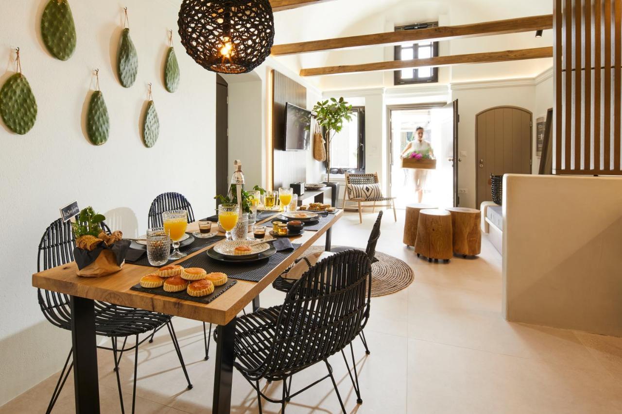 Floria Suites Karterados  Bagian luar foto
